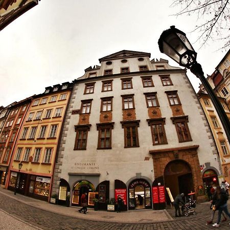 Hostel Homer - Old Town Square Прага Экстерьер фото