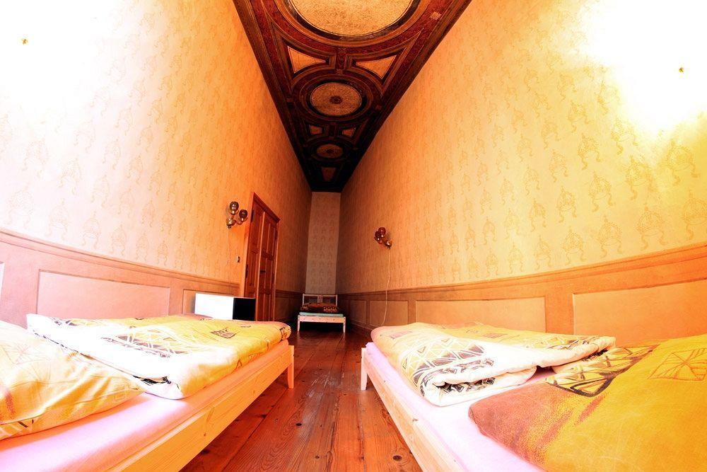 Hostel Homer - Old Town Square Прага Экстерьер фото