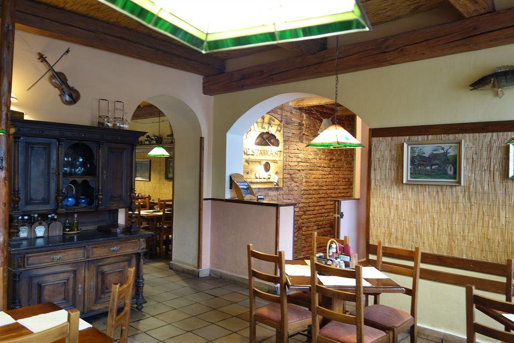 Hostel Homer - Old Town Square Прага Экстерьер фото