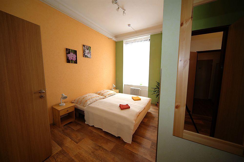 Hostel Homer - Old Town Square Прага Экстерьер фото