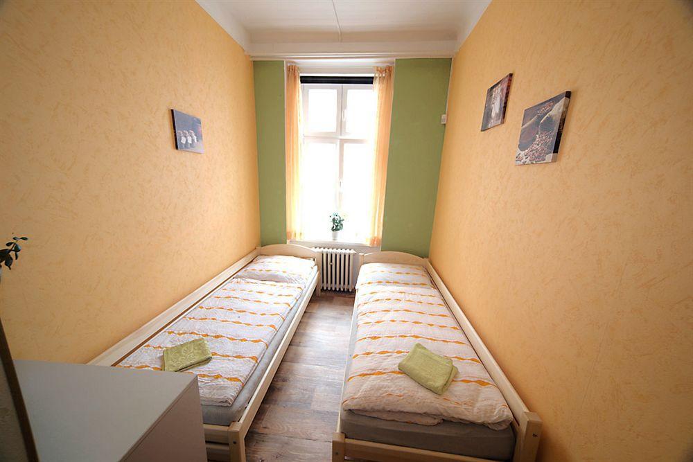 Hostel Homer - Old Town Square Прага Экстерьер фото